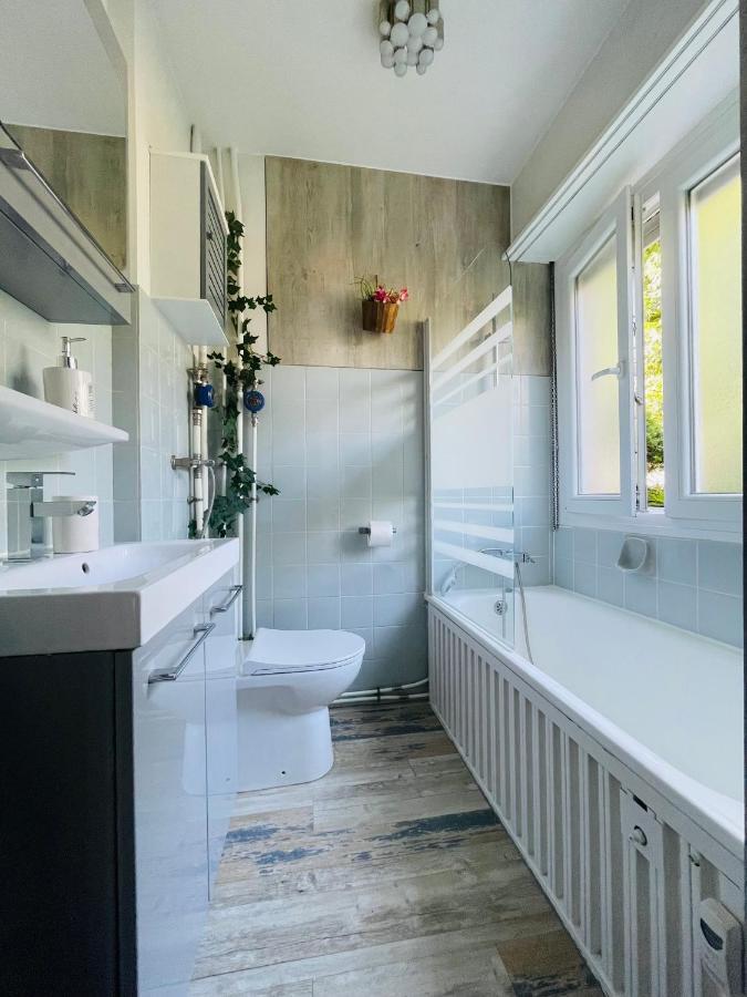 Apartment Dnn - Stylish - Free Wifi, Netflix And Parking - Min Away To Basel And Airport - Dishwasher, Washing Machine